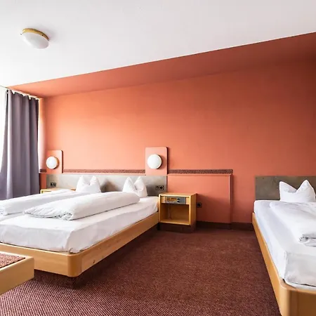 Eibacher Hof 3* נירנברג